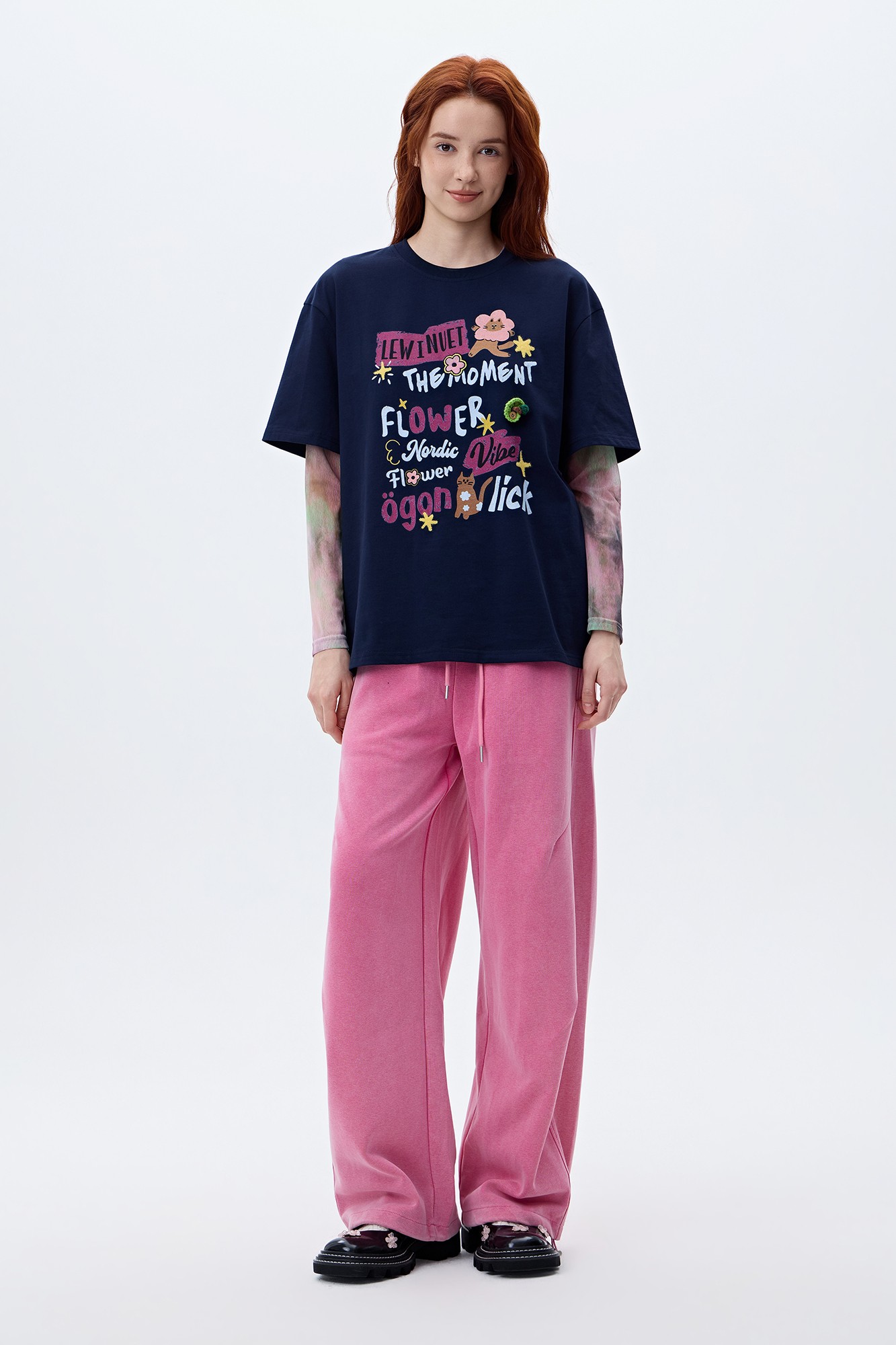 花猫字母印花T恤