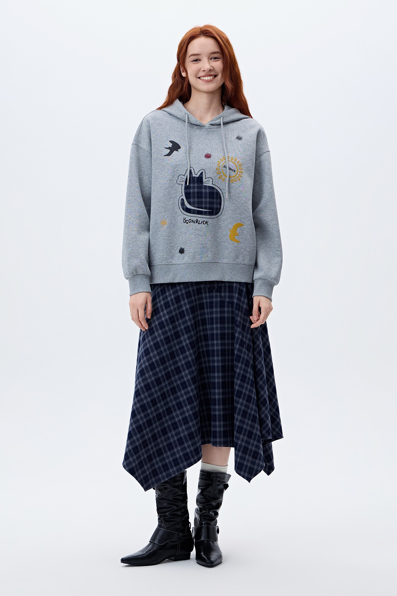 花猫印花刺绣连帽卫衣